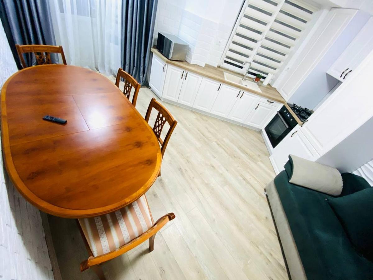 Central Eco View Apartment Кишинев Екстериор снимка