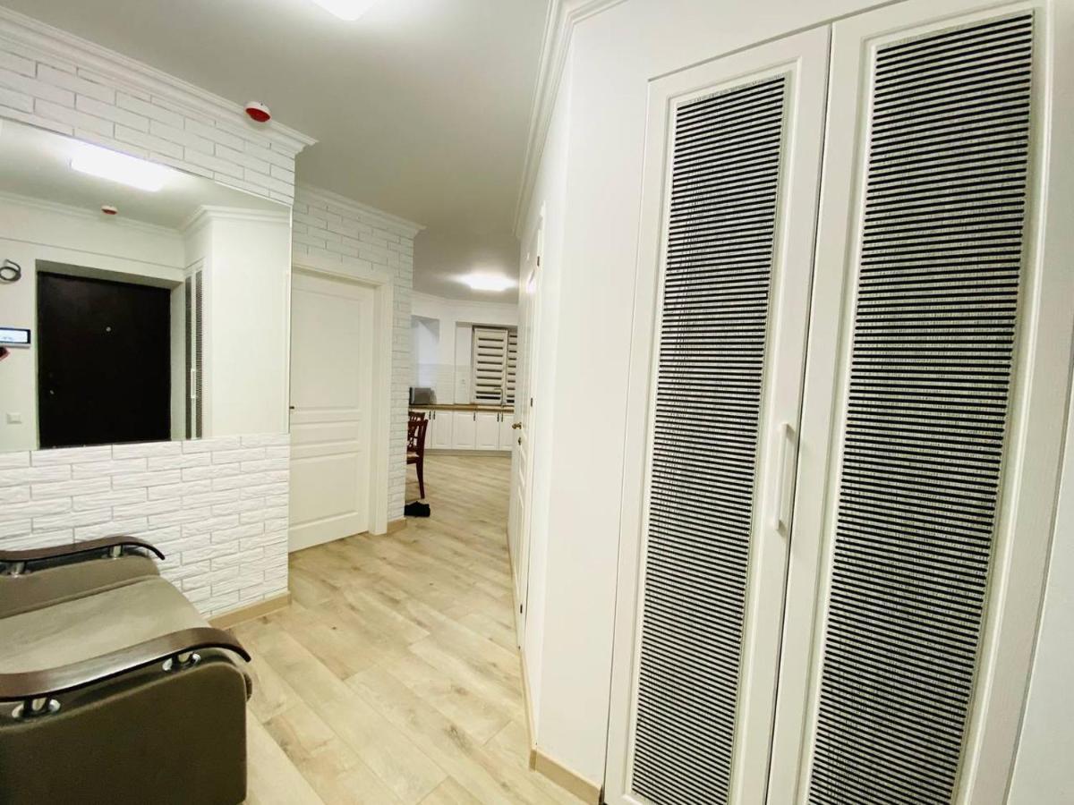 Central Eco View Apartment Кишинев Екстериор снимка