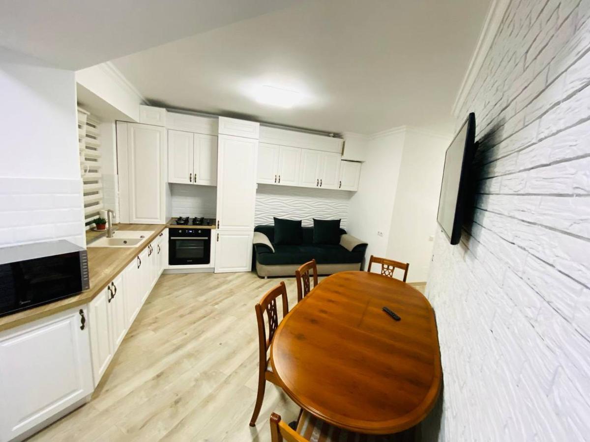 Central Eco View Apartment Кишинев Екстериор снимка