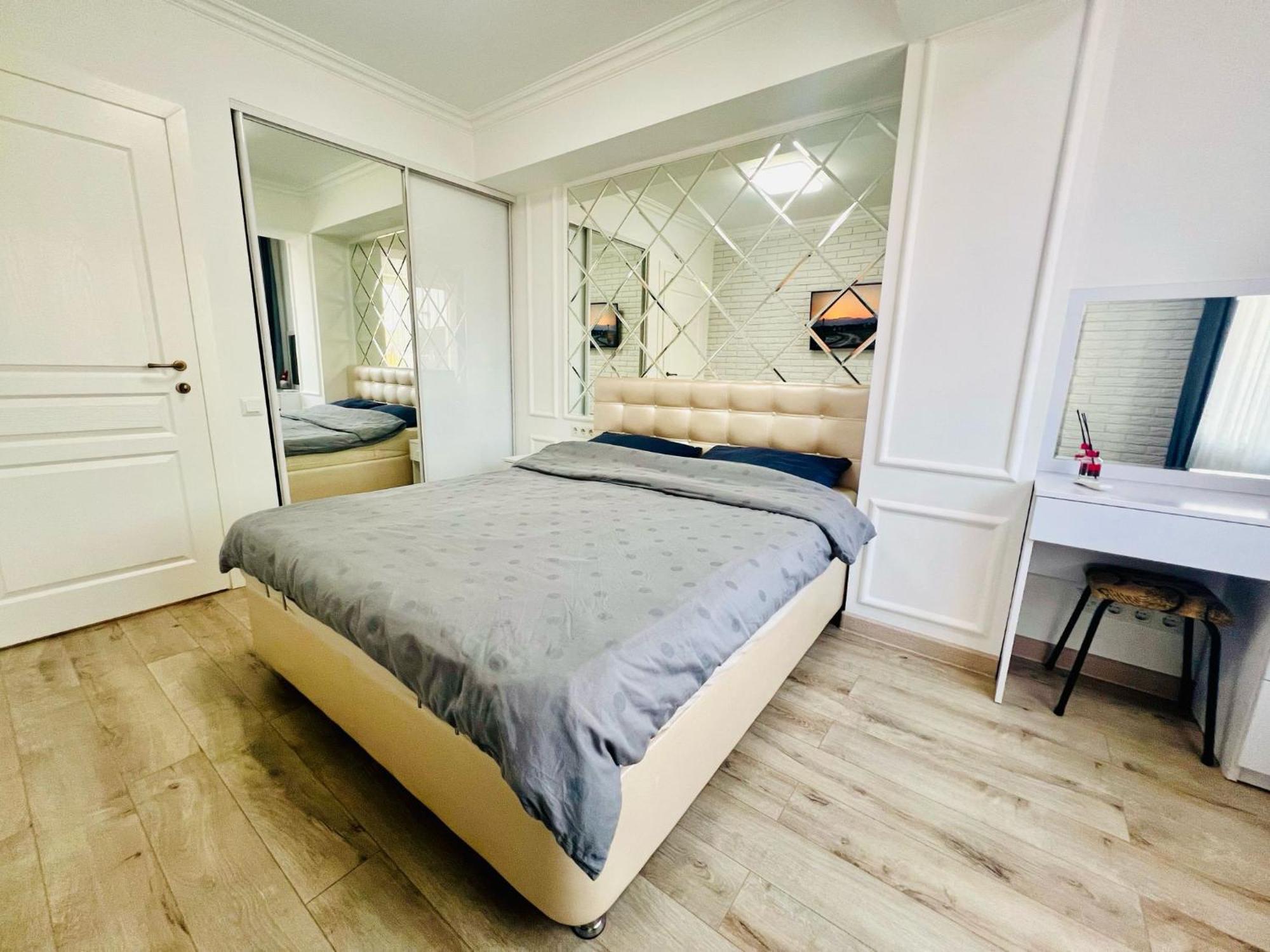 Central Eco View Apartment Кишинев Екстериор снимка